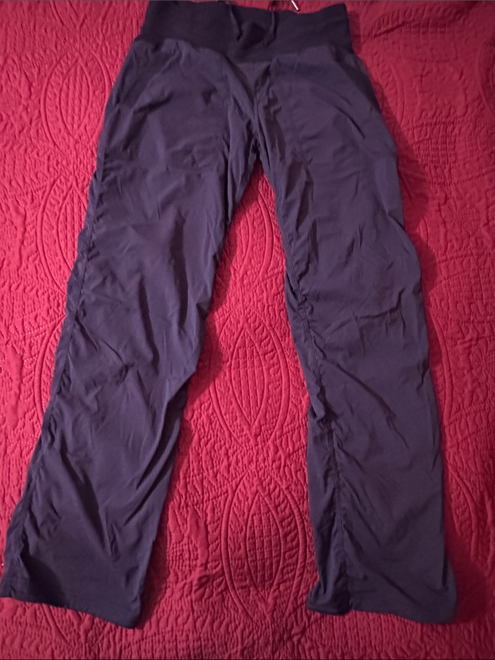 Lululemon dance studio pants size 8 in plum